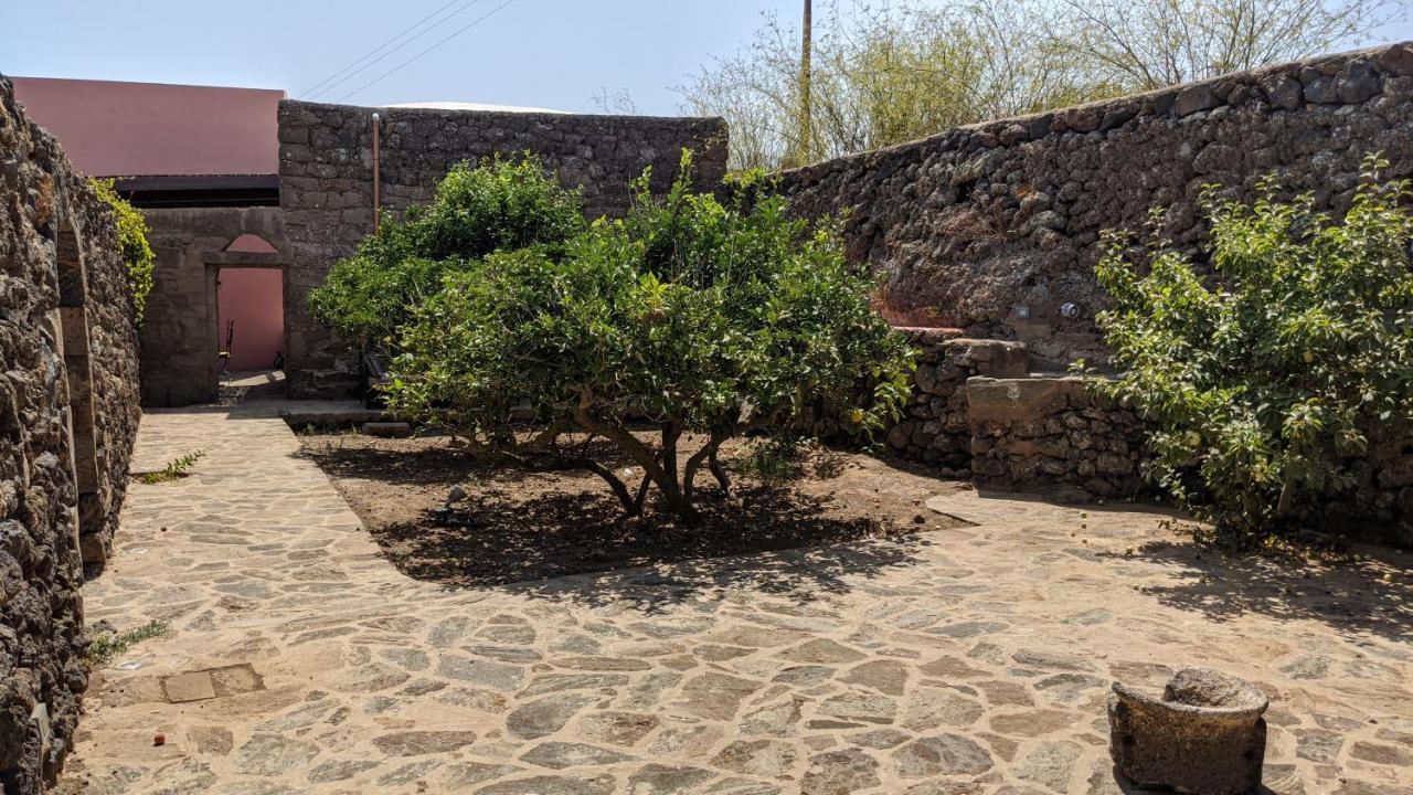 Horizon Pantelleria Bed & Breakfast Campobello Exterior photo